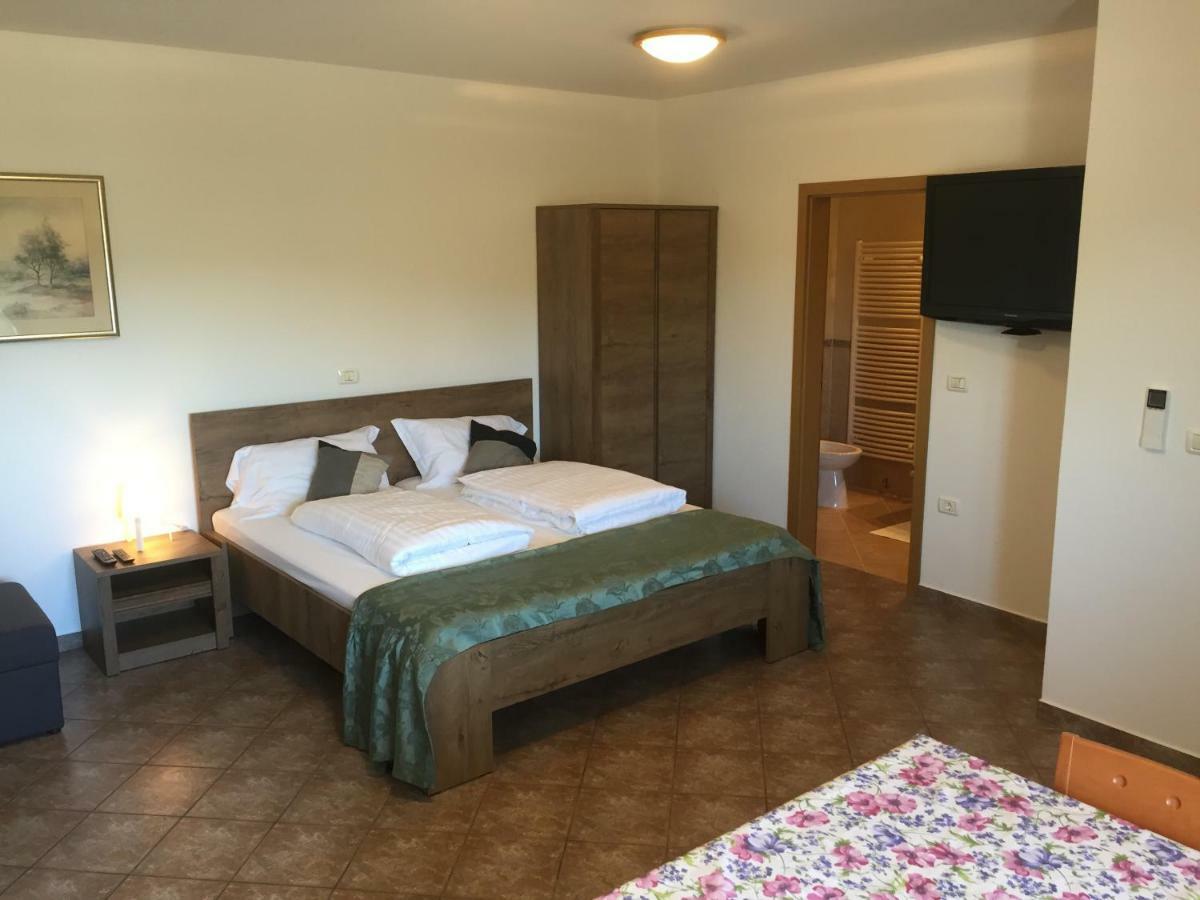 Apartamento Apartma Valmarin Spodnje Skofije Exterior foto
